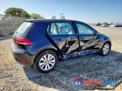 Trzecie zdjęcie samochodu z tyłu: 2019 VOLKSWAGEN GOLF S VIN:3VWG57AU6KM016159 - miniatura
