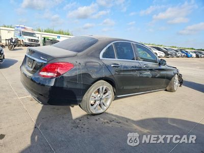 Trzecie zdjęcie samochodu z tyłu: 2018 MERCEDES-BENZ C 300 4MATIC VIN:55SWF4KB1JU272962 - miniatura