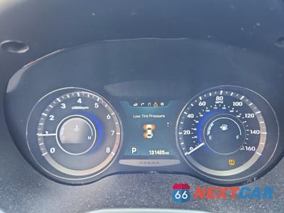 Zdjęcie 9 z 13 samochodu: 2017 HYUNDAI AZERA BASE VIN:KMHFG4JG7HA589882 - miniatura