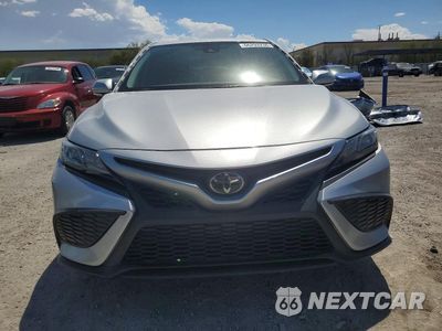 Piąte zdjęcie samochodu w środku: 2024 TOYOTA CAMRY SE VIN:4T1G11AK1RU844440 - miniatura