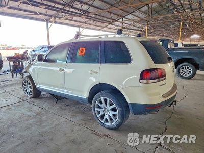 Drugie zdjęcie samochodu z przodu: 2010 VOLKSWAGEN TOUAREG TDI VIN:WVGFK7A96AD002139 - miniatura