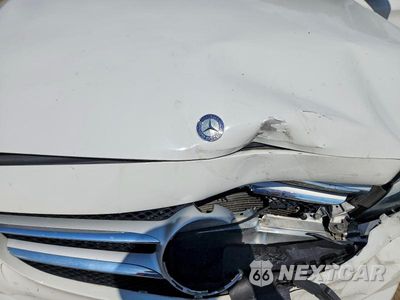 Zdjęcie 11 z 12 samochodu: 2016 MERCEDES-BENZ C 300 4MATIC VIN:55SWF4KB7GU145870 - miniatura