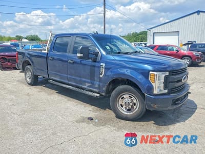 Czwarte zdjęcie samochodu z boku: 2019 FORD F250 SUPER DUTY VIN:1FT7W2A62KEG06210 - miniatura