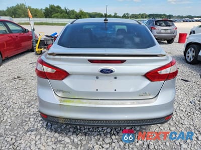Zdjęcie 6 z 12 samochodu: 2014 FORD FOCUS SE VIN:1FADP3F29EL107454 - miniatura