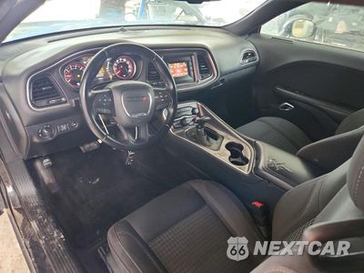 Zdjęcie 8 z 12 samochodu: 2016 DODGE CHALLENGER SXT VIN:2C3CDZAG9GH344566 - miniatura