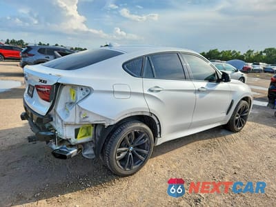 Trzecie zdjęcie samochodu z tyłu: 2017 BMW X6 SDRIVE35I VIN:5UXKU0C56H0F99701 - miniatura