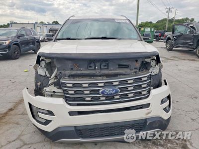 Piąte zdjęcie samochodu w środku: 2017 FORD EXPLORER XLT VIN:1FM5K7D82HGD78490 - miniatura