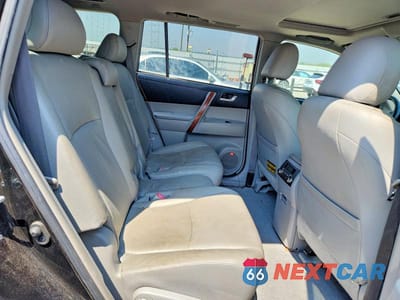 Zdjęcie 11 z 13 samochodu: 2008 TOYOTA HIGHLANDER LIMITED VIN:JTEES42A682105196 - miniatura