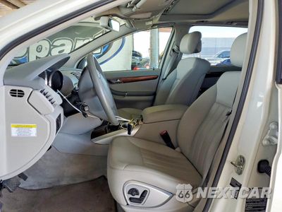 Zdjęcie 7 z 13 samochodu: 2008 MERCEDES-BENZ R 350 VIN:4JGCB65E08A072946 - miniatura
