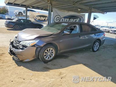2017 TOYOTA CAMRY LE 4T1BF1FK5HU741895 - główne zdjęcie licytacji z USA - miniatura
