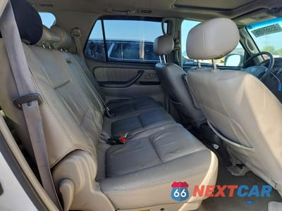 Zdjęcie 11 z 13 samochodu: 2003 TOYOTA SEQUOIA LIMITED VIN:5TDBT48A73S145641 - miniatura