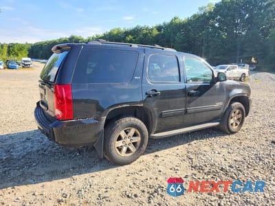 Trzecie zdjęcie samochodu z tyłu: 2011 GMC YUKON SLT VIN:1GKS2CE09BR351733 - miniatura