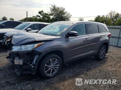 2019 TOYOTA HIGHLANDER XLE 5TDJZRFH9KS588508 - główne zdjęcie licytacji z USA - miniatura