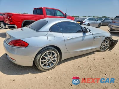 Trzecie zdjęcie samochodu z tyłu: 2015 BMW Z4 SDRIVE28I VIN:WBALL5C56FP557369 - miniatura