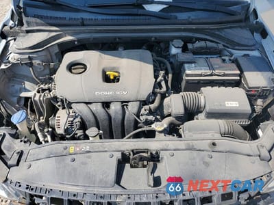 Zdjęcie 11 z 12 samochodu: 2017 HYUNDAI ELANTRA SE VIN:5NPD74LF6HH094968 - miniatura