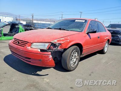 1997 TOYOTA CAMRY LE JT2BG22K2V0015436 - główne zdjęcie licytacji z USA - miniatura