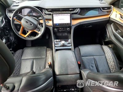 Zdjęcie 8 z 12 samochodu: 2022 JEEP GRAND CHEROKEE L SUMMIT VIN:1C4RJKET5N8582477 - miniatura