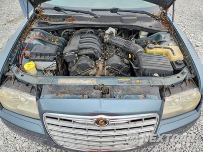 Zdjęcie 11 z 12 samochodu: 2005 CHRYSLER 300 VIN:2C3JA43R05H546601 - miniatura
