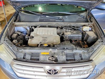 Zdjęcie 12 z 13 samochodu: 2013 TOYOTA HIGHLANDER SE VIN:5TDBK3EH9DS212384 - miniatura