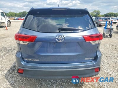Zdjęcie 6 z 13 samochodu: 2018 TOYOTA HIGHLANDER XLE VIN:5TDJZRFH5JS819080 - miniatura