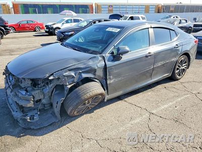 2025 TOYOTA CAMRY XLE 4T1DAACK2SU059060 - główne zdjęcie licytacji z USA - miniatura