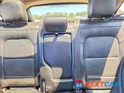 Zdjęcie 10 z 13 samochodu: 2020 FORD ESCAPE TITANIUM VIN:1FMCU9J94LUB16698 - miniatura