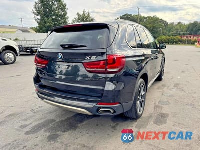 Trzecie zdjęcie samochodu z tyłu: 2017 BMW X5 XDR40E VIN:5UXKT0C31H0S81452 - miniatura
