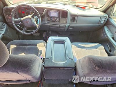 Zdjęcie 8 z 12 samochodu: 2001 CHEVROLET SILVERADO K1500 VIN:1GCEK19V11E101850 - miniatura