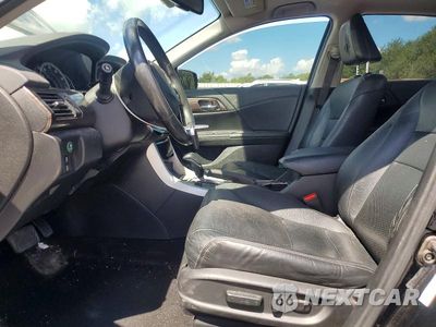 Zdjęcie 7 z 12 samochodu: 2017 HONDA ACCORD EXL VIN:1HGCR2F95HA025469 - miniatura