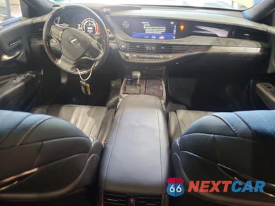 Zdjęcie 8 z 12 samochodu: 2018 LEXUS LS 500 VIN:JTHC5LFF3J5004106 - miniatura