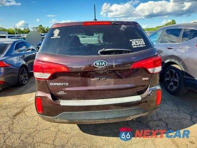 Zdjęcie 6 z 12 samochodu: 2014 KIA SORENTO LX VIN:5XYKTCA67EG429948 - miniatura