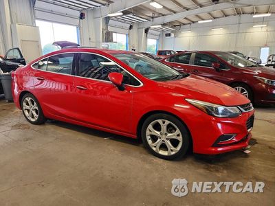 Czwarte zdjęcie samochodu z boku: 2017 CHEVROLET CRUZE PREMIER VIN:1G1BF5SM4H7238871 - miniatura