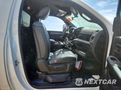Zdjęcie 10 z 12 samochodu: 2024 RAM 3500 VIN:3C7WRTBL5RG263184 - miniatura