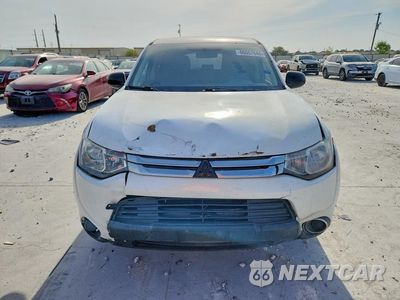 Piąte zdjęcie samochodu w środku: 2015 MITSUBISHI OUTLANDER ES VIN:JA4AD2A31FZ008698 - miniatura