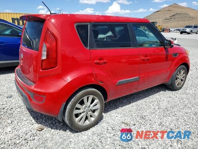 Trzecie zdjęcie samochodu z tyłu: 2013 KIA SOUL + VIN:KNDJT2A63D7626679 - miniatura