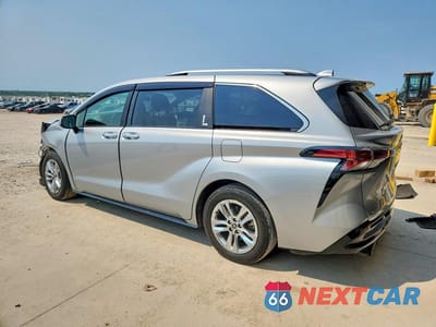 Drugie zdjęcie samochodu z przodu: 2023 TOYOTA SIENNA LIMITED 7-PASSENGER VIN:5TDZSKFC3PS082554 - miniatura