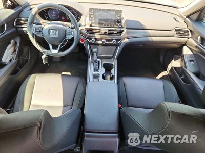 Zdjęcie 8 z 13 samochodu: 2019 HONDA ACCORD LX VIN:1HGCV1F15KA042196 - miniatura