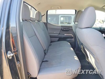 Zdjęcie 10 z 12 samochodu: 2019 TOYOTA TACOMA SR5 V6 VIN:3TMCZ5AN3KM248723 - miniatura
