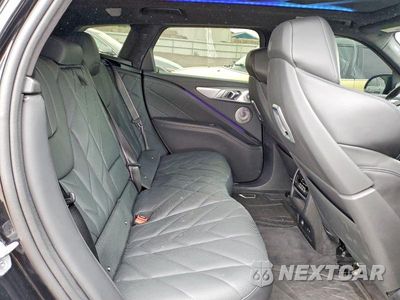 Zdjęcie 11 z 14 samochodu: 2024 BMW XM VIN:5YM23CS09R9V60761 - miniatura