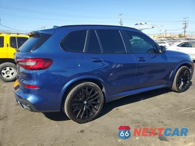 Trzecie zdjęcie samochodu z tyłu: 2021 BMW X5 SDRIVE 40I VIN:5UXCR4C04M9G33559 - miniatura