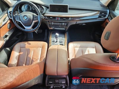 Zdjęcie 8 z 13 samochodu: 2016 BMW X5 XDR40E VIN:5UXKT0C57G0S79222 - miniatura
