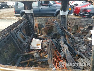 Zdjęcie 10 z 12 samochodu: 2016 CHEVROLET SILVERADO K3500 HIGH COUNTRY VIN:1GC4K1E83GF109317 - miniatura