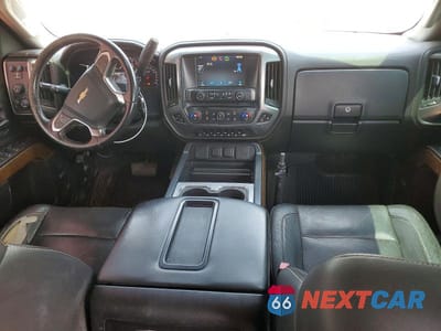 Zdjęcie 8 z 13 samochodu: 2015 CHEVROLET SILVERADO K3500 LTZ VIN:1GC4K0E89FF157736 - miniatura