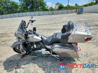 Trzecie zdjęcie samochodu z tyłu: 2016 HARLEY-DAVIDSON FLHTCU ULTRA CLASSIC ELECTRA GLIDE VIN:1HD1FCM12GB652607 - miniatura