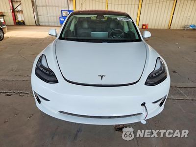 Piąte zdjęcie samochodu w środku: 2018 TESLA MODEL 3 VIN:5YJ3E1EA0JF011220 - miniatura