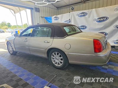 Drugie zdjęcie samochodu z przodu: 2011 LINCOLN TOWN CAR SIGNATURE LIMITED VIN:2LNBL8CV1BX756104 - miniatura