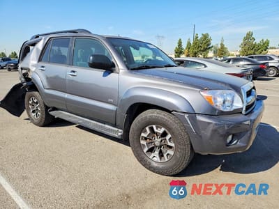 Czwarte zdjęcie samochodu z boku: 2008 TOYOTA 4RUNNER SR5 VIN:JTEZU14R28K009286 - miniatura