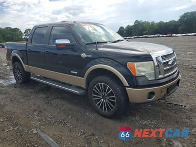 Czwarte zdjęcie samochodu z boku: 2011 FORD F150 SUPERCREW VIN:1FTFW1ET6BKE15509 - miniatura