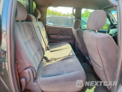 Zdjęcie 10 z 12 samochodu: 2006 TOYOTA TUNDRA DOUBLE CAB SR5 VIN:5TBDT44126S543531 - miniatura
