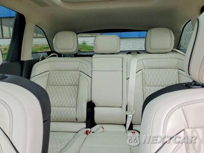 Zdjęcie 10 z 13 samochodu: 2024 LINCOLN NAUTILUS BLACK LABEL VIN:5LMPJ9JA5RJ794713 - miniatura